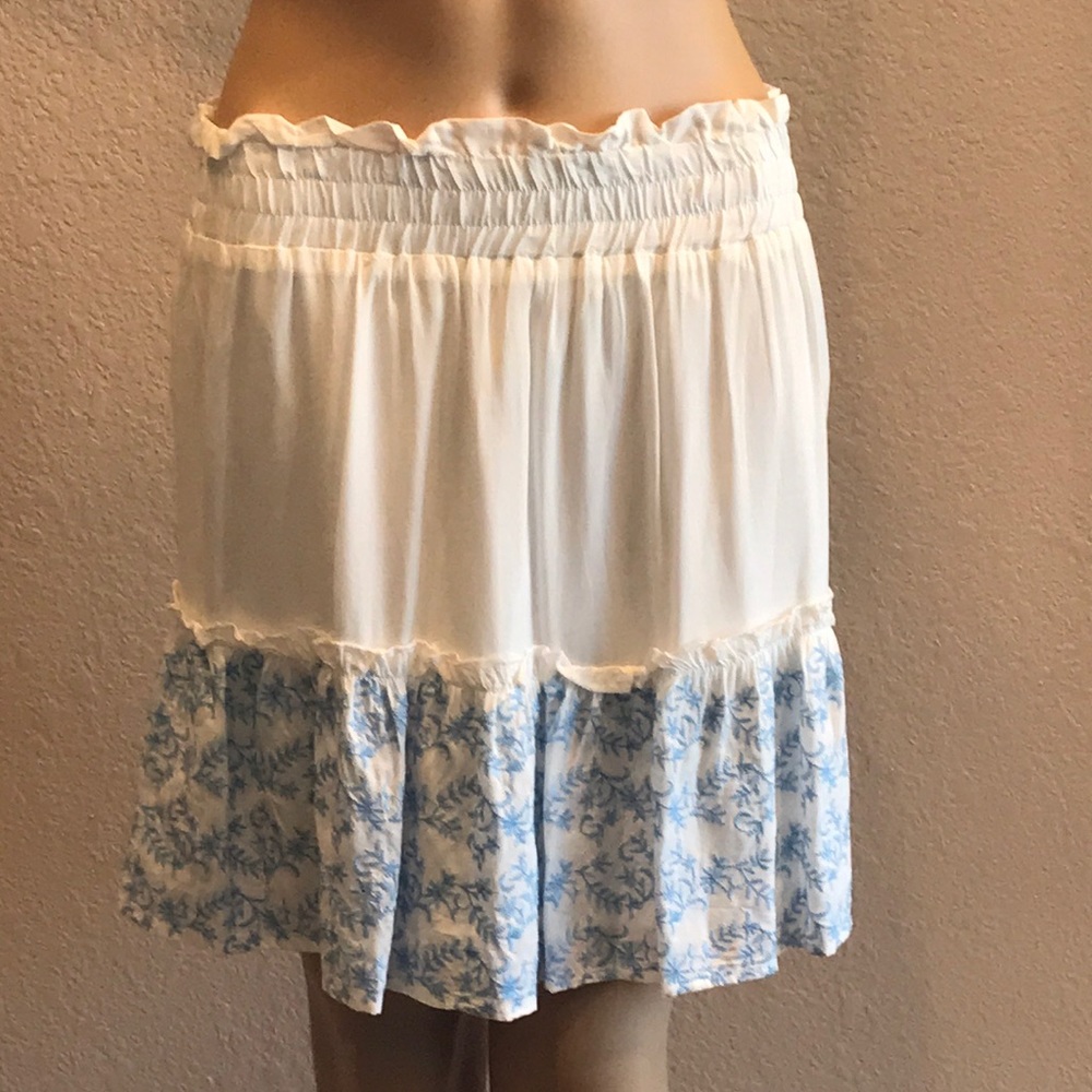 Women’s skirt